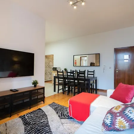 Trendy Flats - Instaworthy River View By Host Wise Apartment