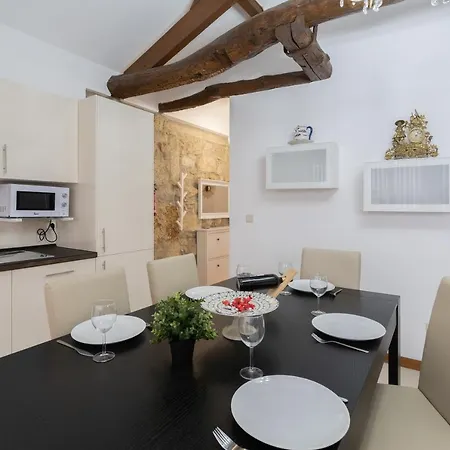Trendy Flats - Instaworthy River View By Host Wise Apartment